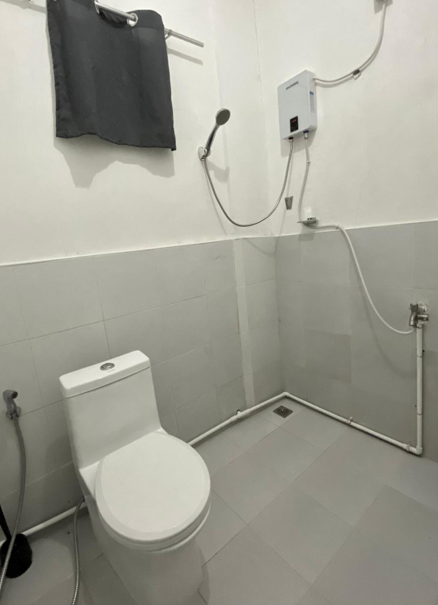 Reddot Guest House General Luna  Exterior photo